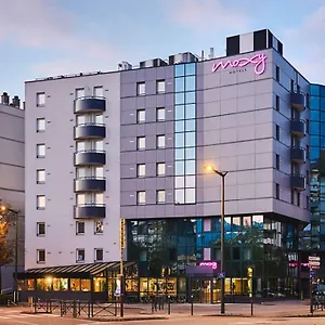 Moxy 3* Annecy