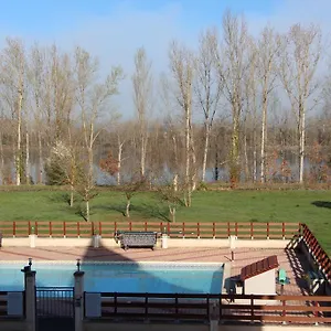 https://maison-dhotes-chateau-de-lastours.midi-pyreneeshotels.com