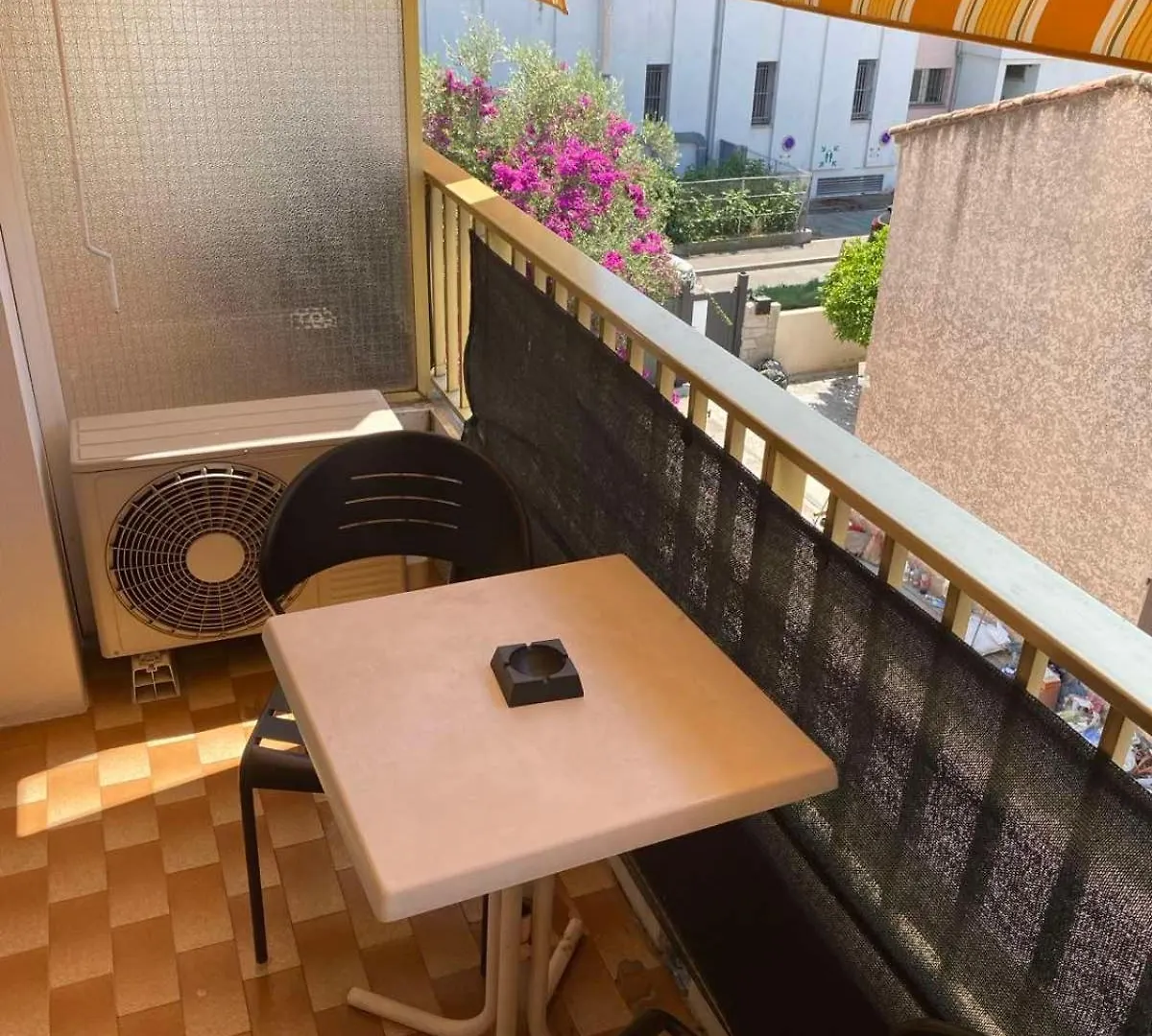 Hotel Restaurant Brasilia Cagnes-sur-Mer 3*,